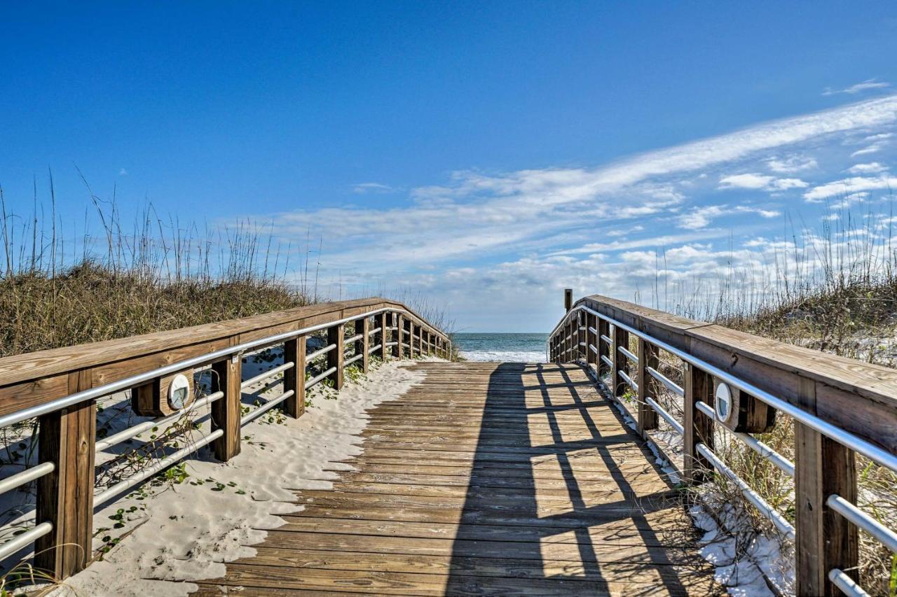 Breezy Beach Retreat With 180-Degree Ocean Views! Carolina Beach Exterior foto